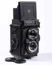 Yashica Mat-124 G + Yashinon