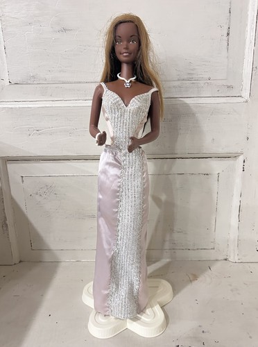 Bambola barbie christie - bambola,