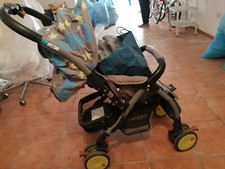 Passeggino usato pochissimo con accessori nuovi ancora imballati. 