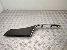 Modanatura decorativa sinistra