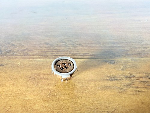 One pin usa - 5-pin,
