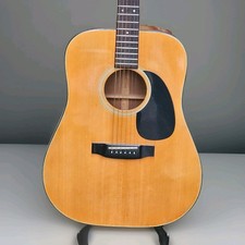 Chitarra acustica vintage