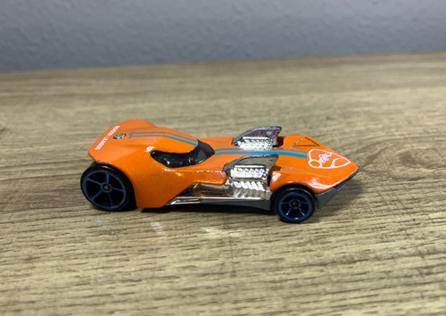 Hot wheels 2018 twin - -,