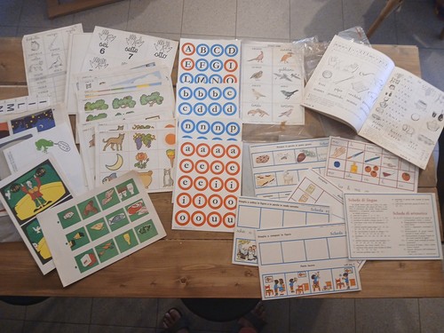 Lotto materiale didattico - materiale,