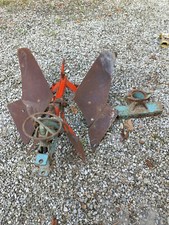 Aratro bivomere per motocoltivatore con attacco Goldoni