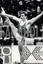 Foto vintage Ginnastica, 1997, corpo libero, Yuri Chechi