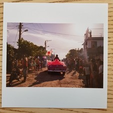 DIANA MARKOSIAN - FOTO FIRMATA