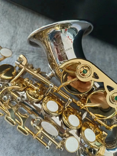 Sassofono soprano giapponese