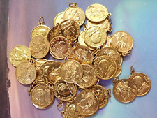 38 Medaglie Vintage Papa Paolo VI Metallo Tono Oro Italia Maria e Gesù Bambino 7/8"