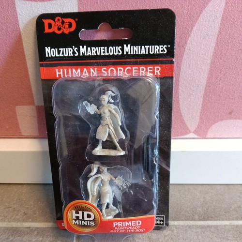 Miniatura maga umana - maga,