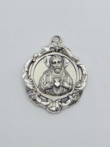 Ornate creed scapular medal - ornate,