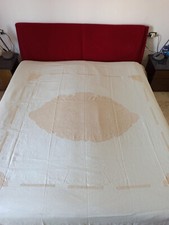 copriletto  matrimoniale in puro lino con applicazioni filet cotone