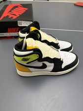 Jordan 1 Volt Gold Grade