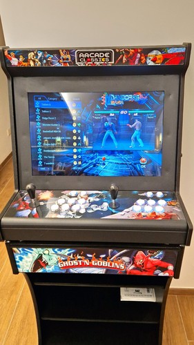 Cabinato per giochi vintage