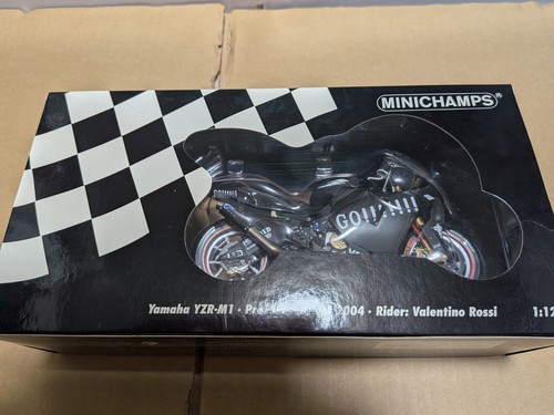 Minichamps 122 043946 yamaha - 122,
