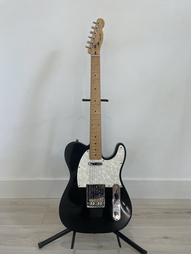 Squier fender serie - by,