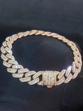 Pave 8.90 Cts Round Baguette