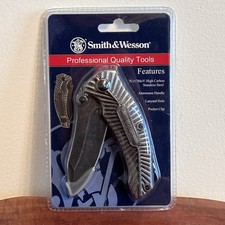 Coltello Smith & Wesson lama pieghevole acciaio inox alto tenore di carbonio CL116CP-A