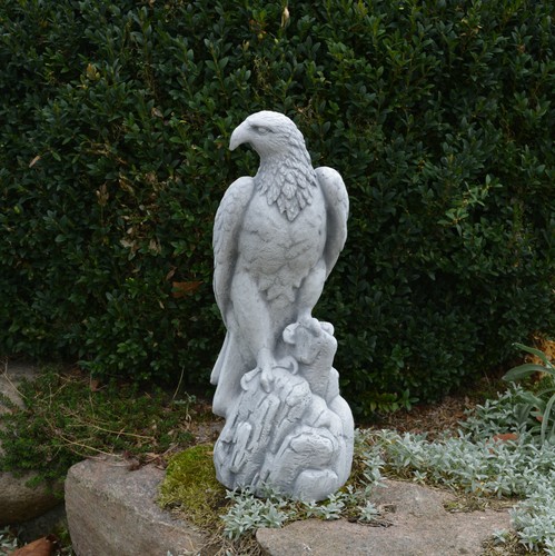 Statua pietra uccellino - in,