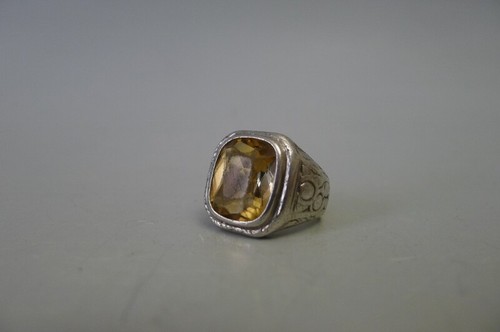 Antico grande anello - , in