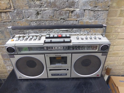 Lettore cassette radio stereo