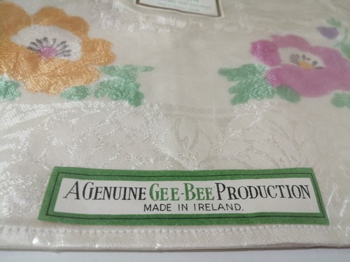 Vintage gee bee - bee, tray