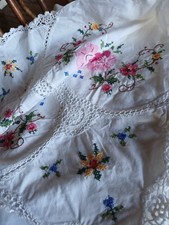 Exquisite Vintage Hand