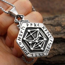 Collana da uomo con ciondolo
