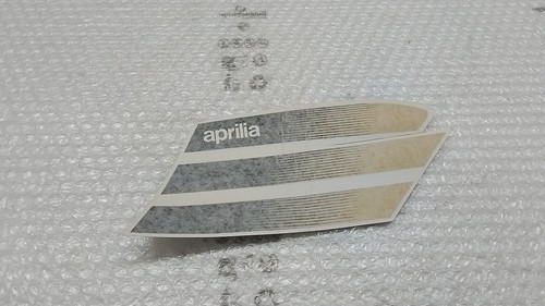 Aprilia rsv 1000 adesivo - 03,