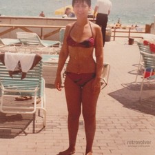 Bellissima giovane donna in