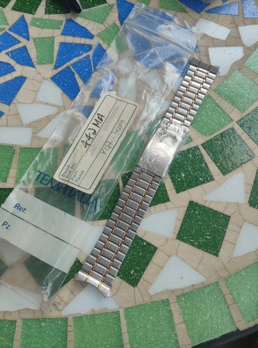 Vintage band strap watch - vintage,