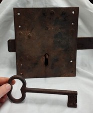 Grande serratura da portone