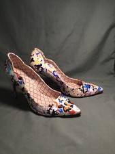 Christian Louboutin Hot Chick