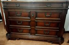 Comò e Comodini Stile Classico Color Noce 