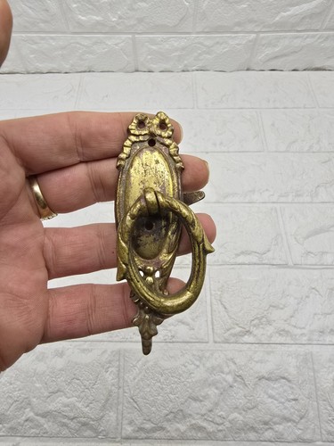 Maniglia per porta armadio
