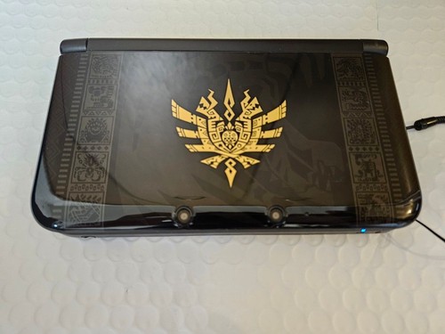 Nintendo 3ds gore magala - nintendo,