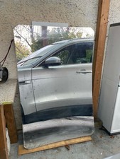 Specchio concentratore simulatore solare termico fotovoltaico a raggi paralleli