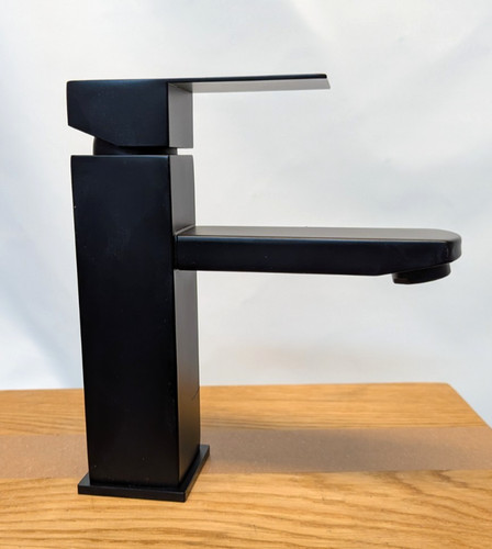 Rubinetto miscelatore lavabo
