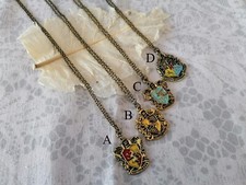 Collana ciondolo charms casate