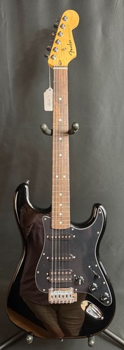 Fender standard stratocaster - fender,
