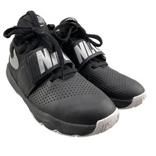 Scarpe Nike Team Hustle D8