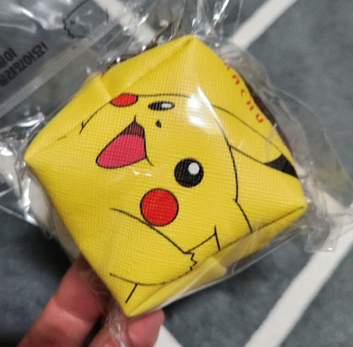 Pokemon pikachu mini - pikachu, cubo