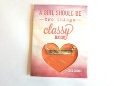 Collana nuova con scatola Foxy