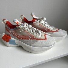 Nike Vista Lite SE Summit