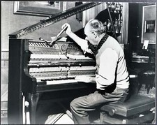 Foto vintage Accordatore di pianoforte anni 60 Ft 2827 - Stampa 21x27 cm