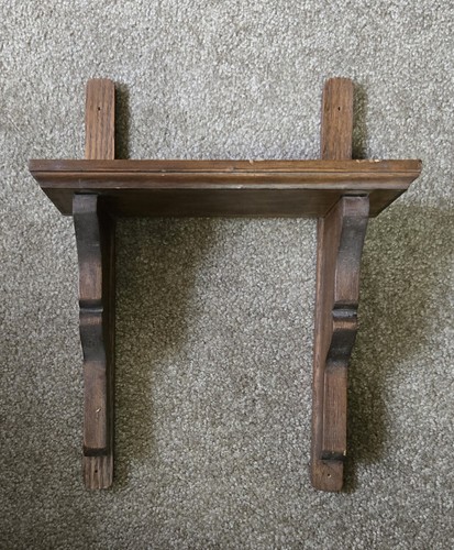 Scaffale vintage country