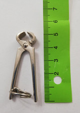 KINDER METALFIGUREN - TENAGLIA  ANNI 70