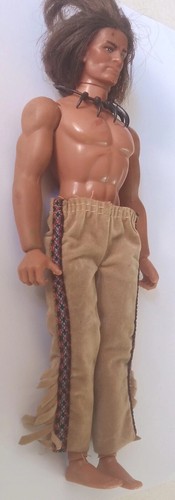 Figurine karl may - may, le