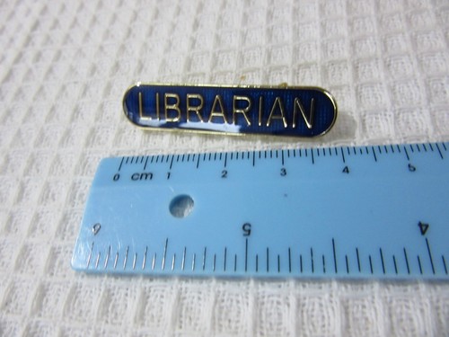 Librarian vintage pin badge - vintage,