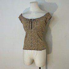 Top stringato stile damigella